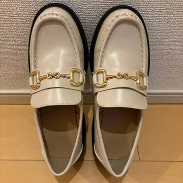 통굽 로퍼 펌프스