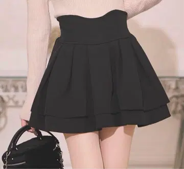 미셸 마카롱 블랙 플레어 스커트 XS