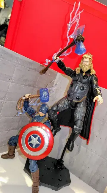 MARVEL LEGEND 토르 캡틴 아메리카