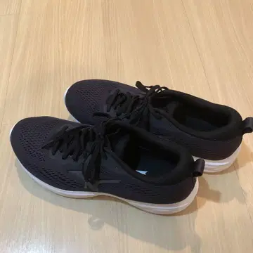 미즈노 에너지 러닝화 26.5cm