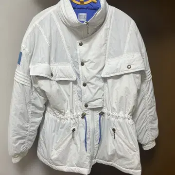 TOSTALGIC 점퍼