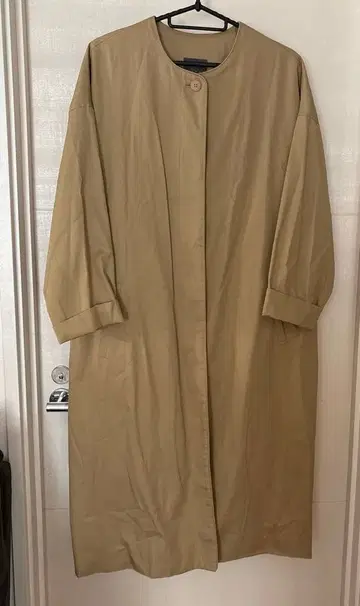 오로네 트림 그래프 코트 베이지 롱 코트