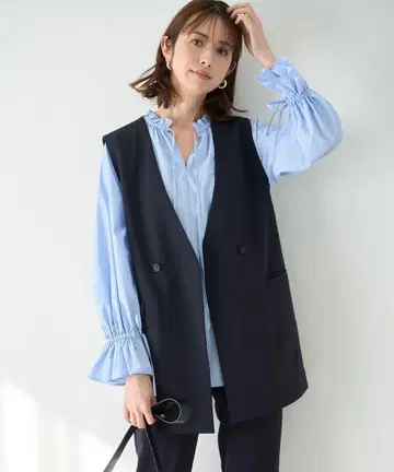 [ 새상품급 ] UNFILO BEAUTY MOVE 미들 베스트 네이비
