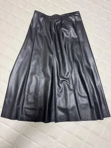 플레어 스커트 블랙 폴리에스테르 100%