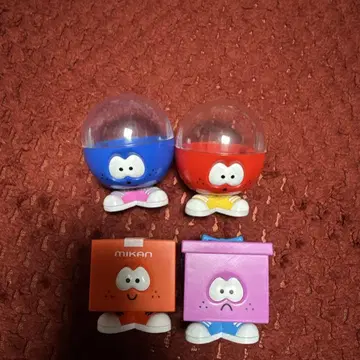 가챠가챠 4개 세트