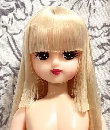 리카짱 캐슬 컬렉션 슈퍼 롱 컷 플라티나 계열