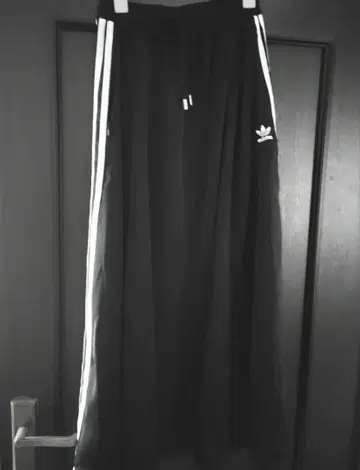 adidas 블랙 롱 스커트 3라인