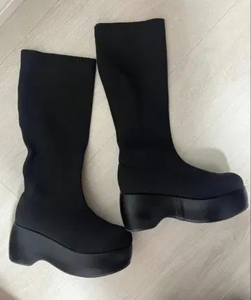 Chico (치코) 통굽 니트 스트레치 롱 부츠