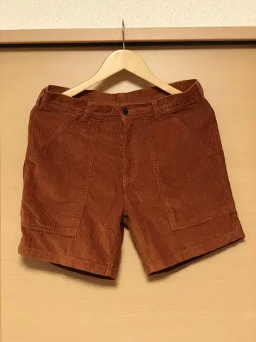 patagonia 코듀로이 숏팬츠 브라운
