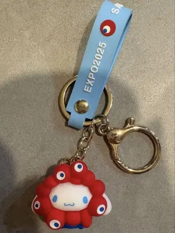 오사카 만박 미야쿠미야쿠 시나모롤 러버 스트랩 키링 한정판