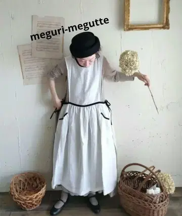 meguri-megutte 1주년 한정판 파이핑 에이프런 원피스