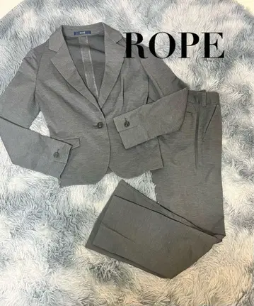 ROPE 그레이 셋업 자켓과 팬츠
