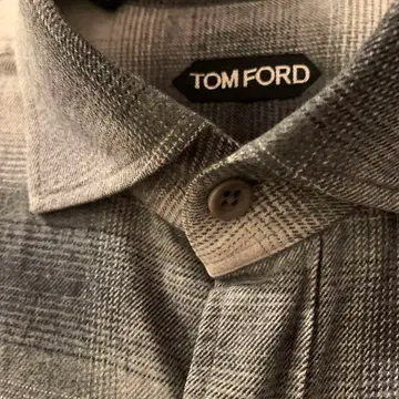 즉시 완판 아이템! TOM FORD 옴브레 체크 플란넬 셔츠