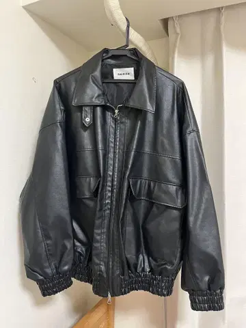 nemne 블랙 페이크 가죽 자켓