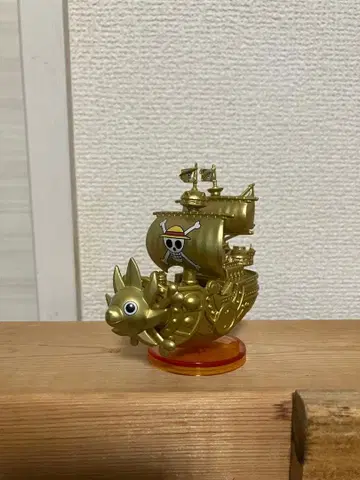 원피스 월드 컬렉션 골드 사우전드 써니호 GD35 중고 상자 없음