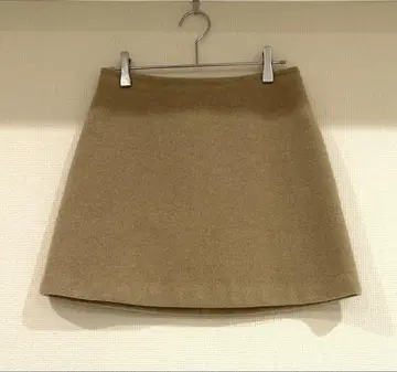 Patou 스커트