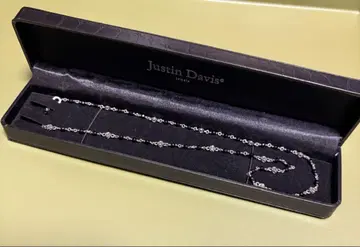 Justin Davis 로즈 모티브 목걸이