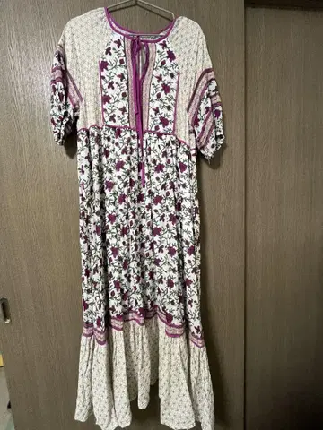 꽃무늬 롱 드레스 화이트/핑크