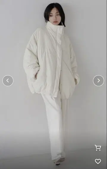 아이보리 오버 사이즈 아우터