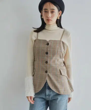 새상품 vis 프론트 버튼 뷔스티에 체크 무늬 베이지