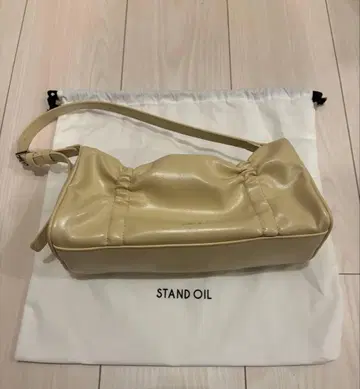 STAND OIL 플리츠백 PLEATS BAG Butter