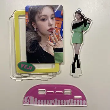 ITZY 예지 아크릴 스탠드 Algorithm
