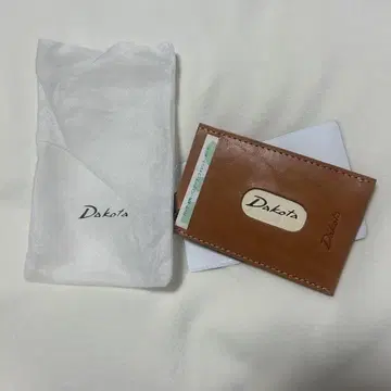 Dakota 브라운 가죽 카드 케이스