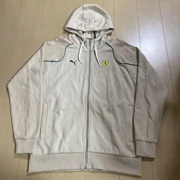 PUMA 페라리 베이지 지퍼 후드티 저지