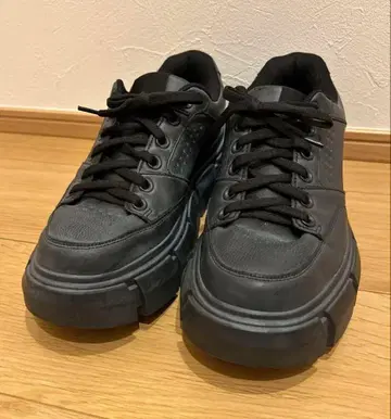 ZARA 자라 청키 밑창 스니커즈 43 (27.5) 통굽 스니커즈