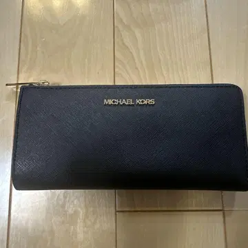 MICHAEL KORS 블랙 장지갑