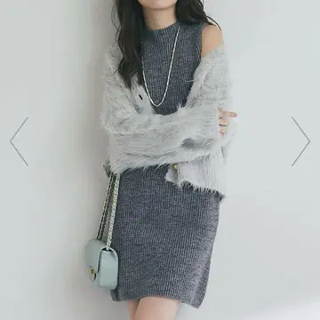 하이넥 슬리브리스 미니 원피스