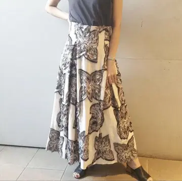 [ 새상품급 ] FRAY I.D 플라워 자카드 스커트 레이스업