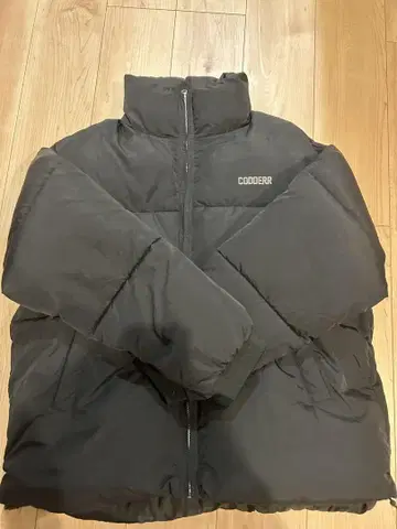COODERR 블랙 다운 자켓