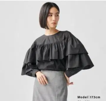 플라스테 프릴 셔츠 블랙