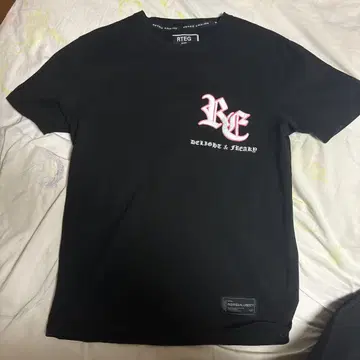 아담스 저글러 T셔츠