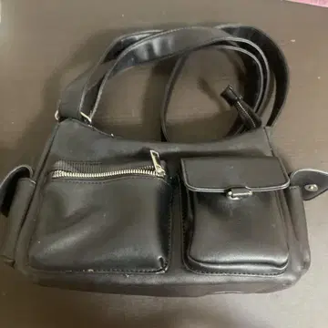 블랙 숄더백 2포켓