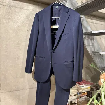 수트 컴퍼니 셋업
