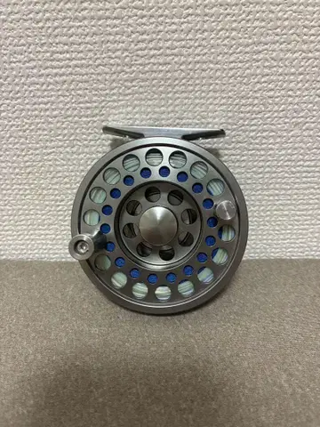 아키스코 에이시스 ARA-3D 플라이 릴