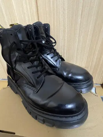 Dr.Martens rikard 닥터마틴 리카드