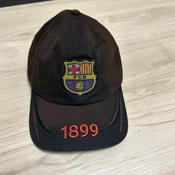 Travis Scott x FC Barcelona 캡 1899
