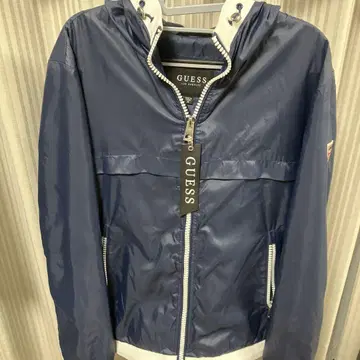 GUESS 네이비 점퍼 M 사이즈