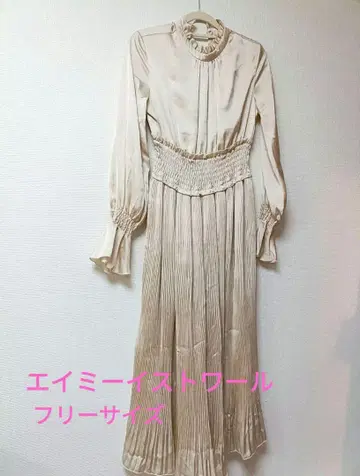 새상품급 에이미 이스트 월 새틴풍 롱 원피스 프리 사이즈