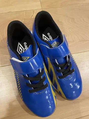 Umbro 풋살화 18cm 블루 x 골드