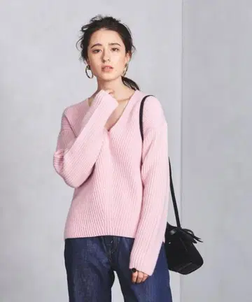 새상품급 UNITED ARROWS UWSC 아제편직 V넥 니트 울