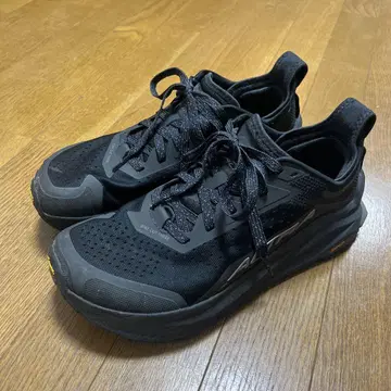 ALTRA 올림푸스 6 블랙 27.5cm [ ALTRA ] (박스 있음)
