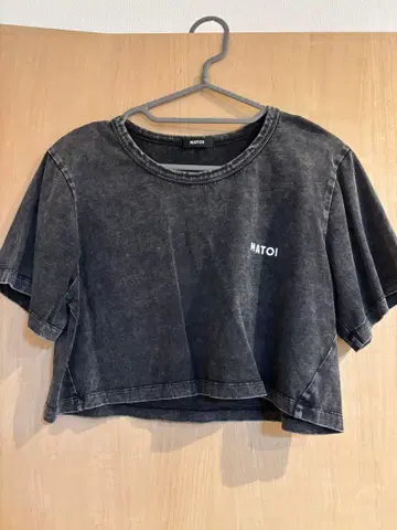MATOI 나루네 블랙 크롭 T셔츠 다이어트