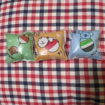 쿠라스시 BT21 TATA 쿠션 참 3세트