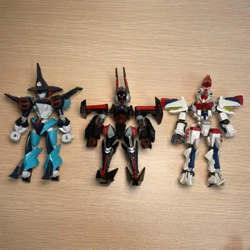 골판지 전기 WARS LBX 도트 브라스 라이저 (하자 있음)