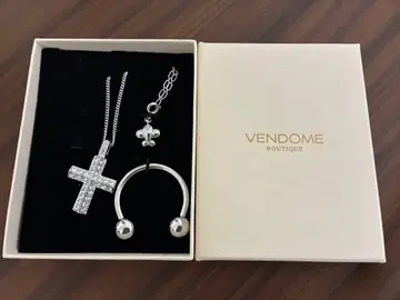 VENDOME 크로스 모티브 목걸이 세트