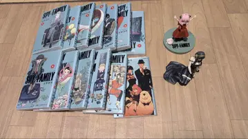 SPY x FAMILY 전 10권 + 관련 도서 + 피규어 세트